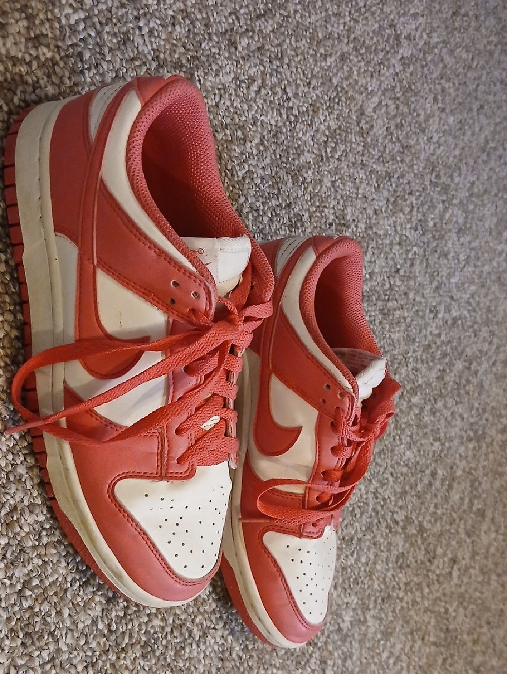 Nike Women's Red and White Low-Top Sneakers